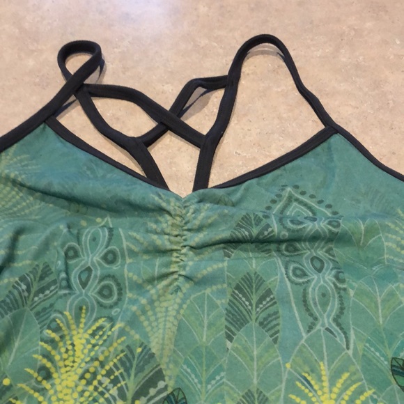 Cute Prana tank top - Picture 2 of 5